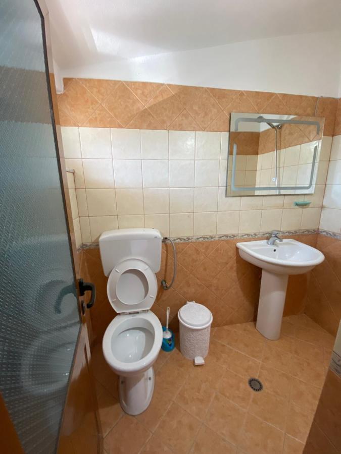 Guest House Lionel ドゥラス エクステリア 写真